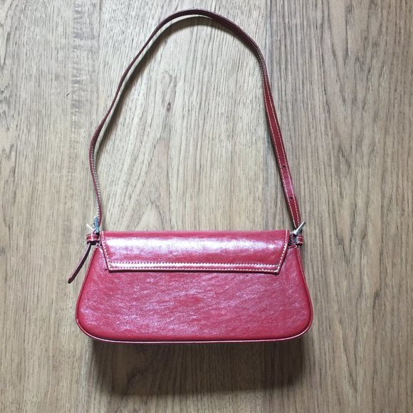 thrifted red vintage inspired purse - Picture 4 of 4
